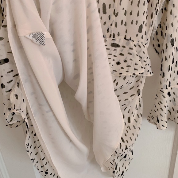 Avec Les Filles Black & White Mini Dress with Long Sleeves - Size Medium - Picture 9 of 14